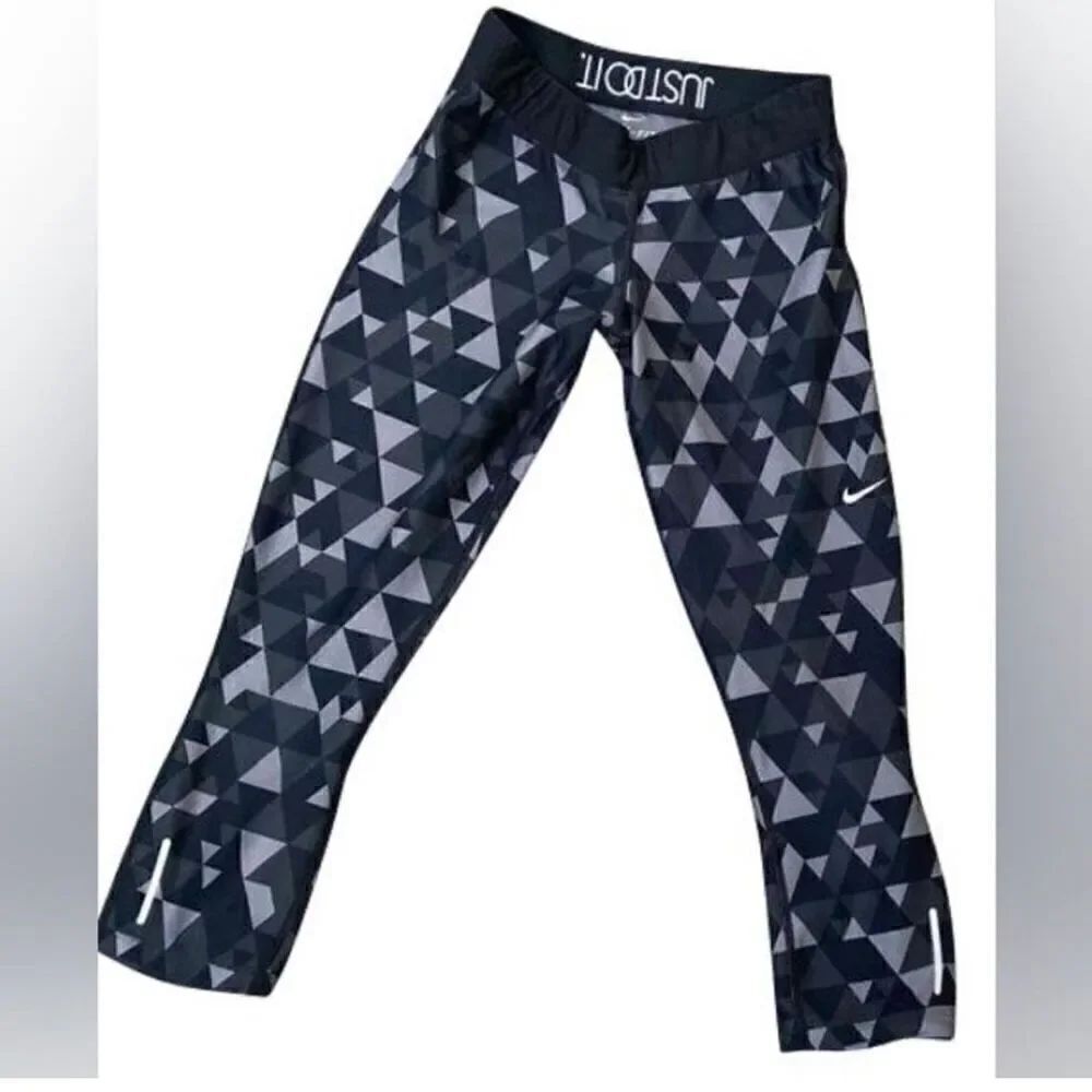 Nike Womens Training Running Yoga Capri Tights Dri-Fit Triangle Print size XS